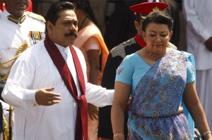 raja pakchhe with wife